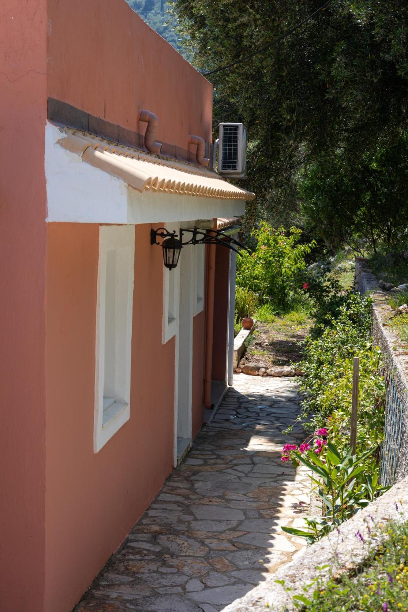 Villa Natalia Kalami  Exterior photo